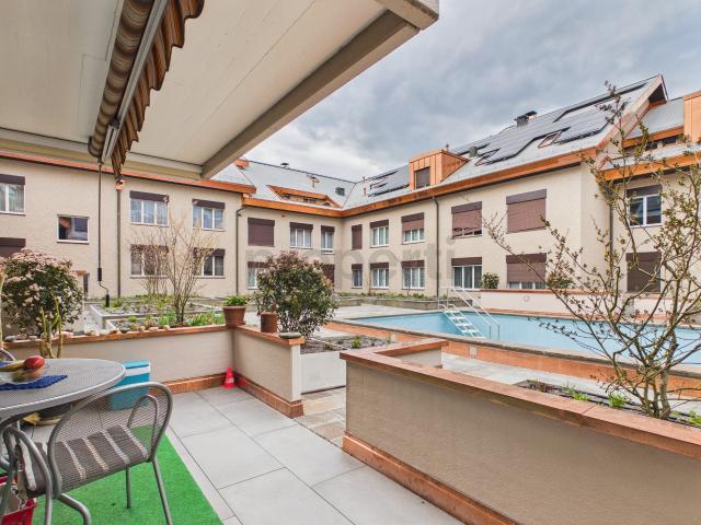 Wohnung kaufen in Einigen, Zürich