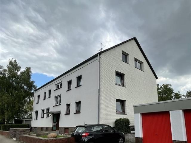 Dachgeschosswohnung kaufen in Sehnde, Niedersachsen