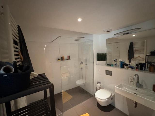 Wohnung mieten in Hölderlinplatz, Stuttgart