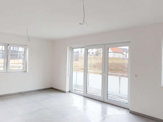 Dachgeschosswohnung mieten in Pfaffenhofen, Baden-Württemberg