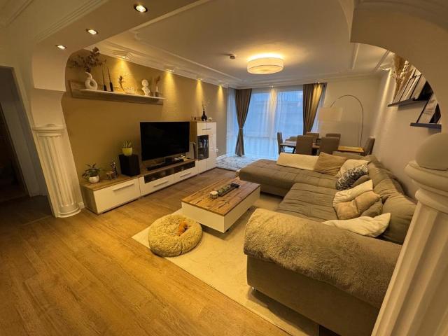 Wohnung kaufen in Warth, Hennef