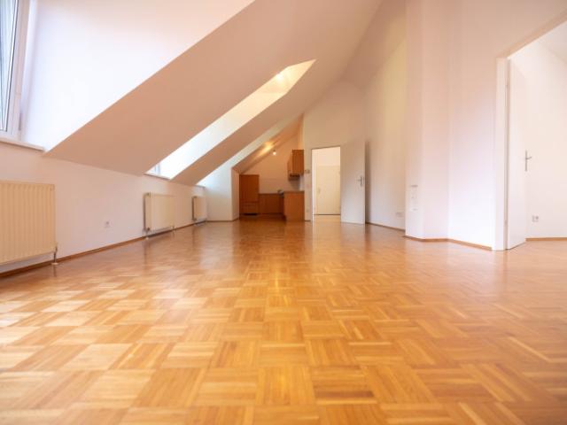 Dachgeschosswohnung kaufen in Leopoldsdorf im Marchfelde, Rustenfeld