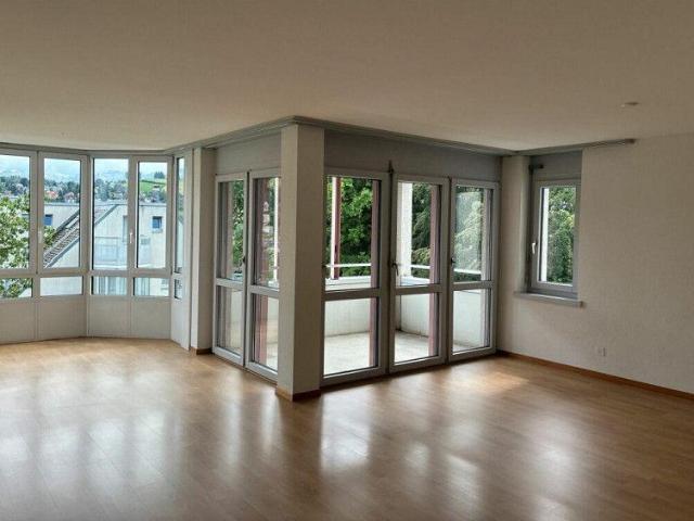 Apartment mieten in Schwarzenbach (SG), St. Gallen