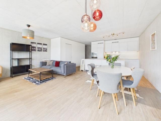 Wohnung mieten in Einigen, Zürich