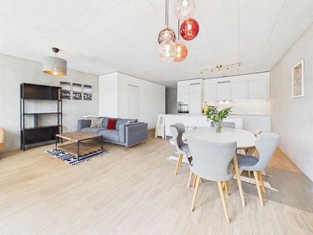 Wohnung mieten in Einigen, Zürich
