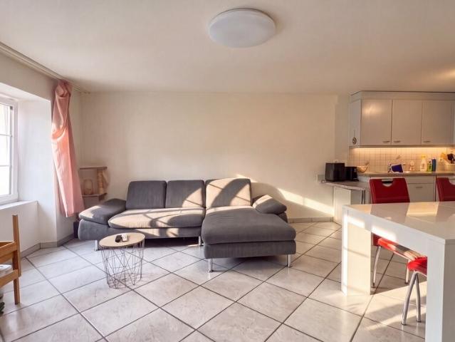 Wohnung mieten in Felsberg, Imboden