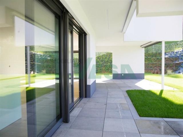 Wohnung kaufen in Collina d'Oro, Tessin