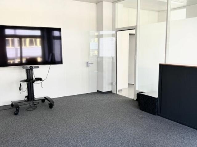 Büro mieten in Volketswil, Zürich