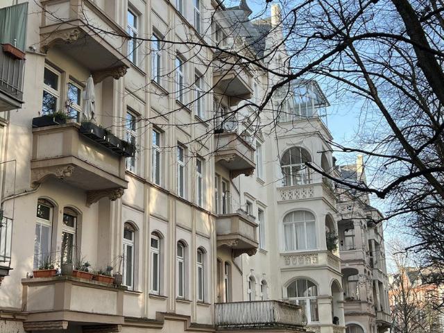 Dachgeschosswohnung mieten in Rheingauviertel, Wiesbaden