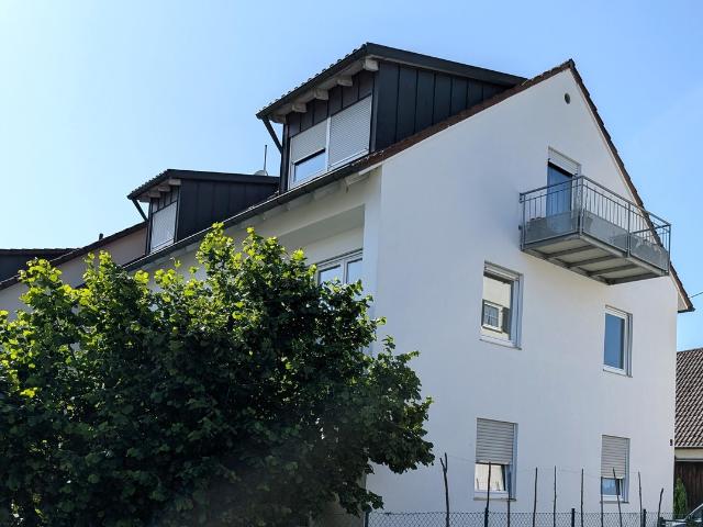 Dachgeschosswohnung kaufen in Großkissendorf, Kissendorf