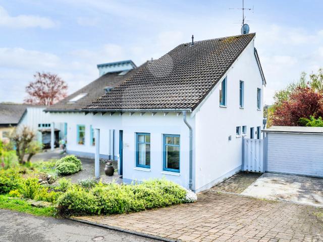 Doppelhaushälfte kaufen in Rott, Breitenstein