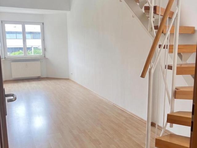 Wohnung kaufen in Thalkirchen-Obersendling-Forstenried-Fürstenried-Solln, München