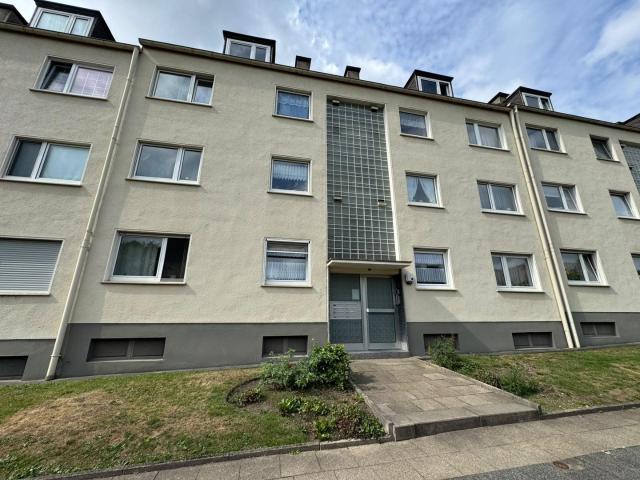 Dachgeschosswohnung mieten in Stadtbezirk III, Essen