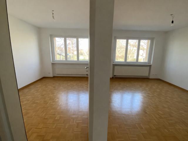 Apartment mieten in Einigen, Zürich