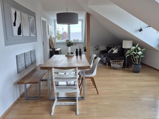 Dachgeschosswohnung kaufen in Parkstadt Schwabing, München