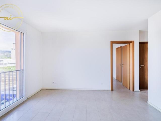 Wohnung kaufen in Chiasso, Tessin