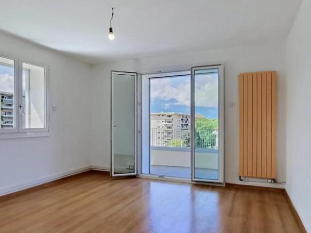 Wohnung kaufen in La Tour-de-Peilz, Waadt