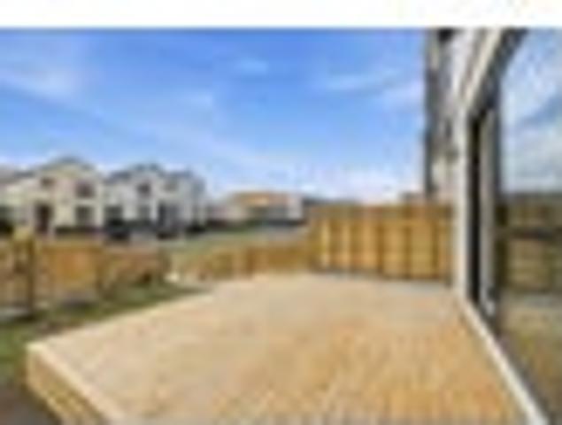 Townhouse for sale in Glenfin, Henderson-Massey