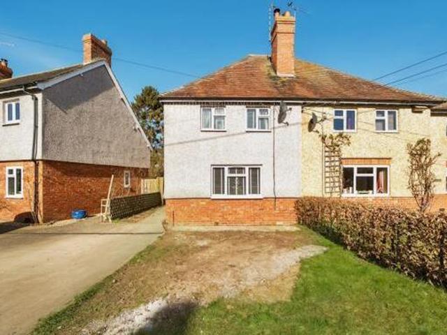 House for sale in Brackley, West Northamptonshire