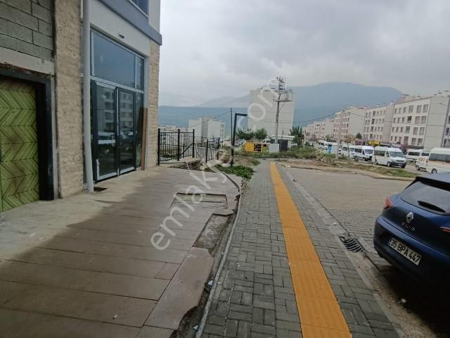 Manisa içerisinde kiralık Dükkan