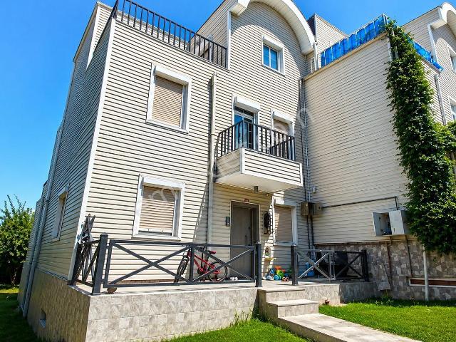 Başakşehir, İstanbul içerisinde kiralık Villa