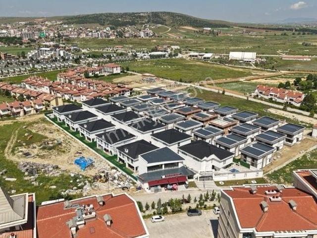 İhsaniye, Afyonkarahisar içerisinde satılık Villa