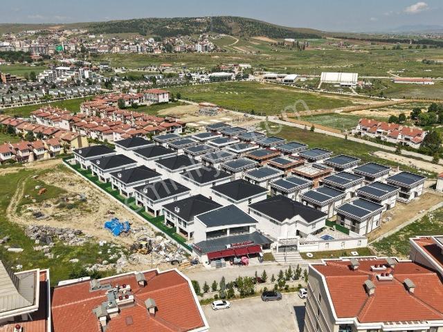 İhsaniye, Afyonkarahisar içerisinde satılık Villa
