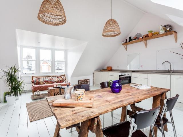 Apartment for rent in Stockwell Park, Greater London
