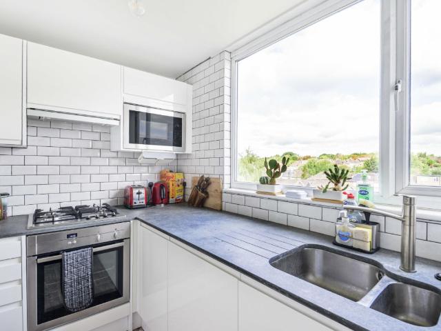 Apartment for rent in Friern Barnet, Greater London