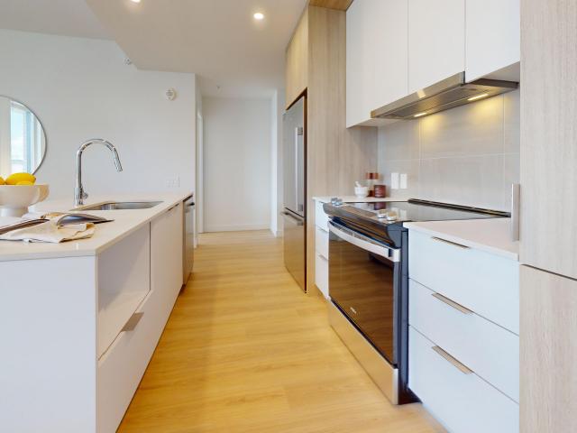 Apartment for rent in Pointe-claire, Quebec
