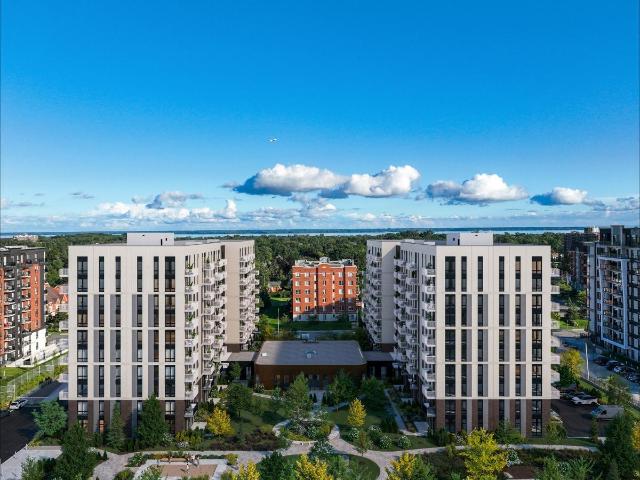 Apartment for rent in Pointe-claire, Quebec