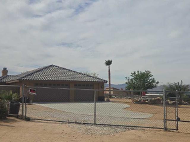 House for sale in Apple Valley, California
