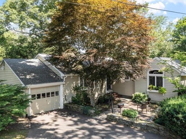 House for sale in Beverly, Massachusetts