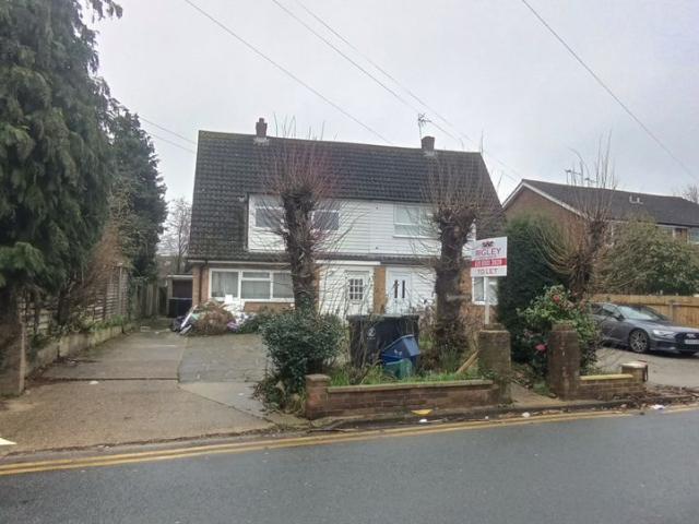 House for rent in Ivy Chimneys, Epping Forest