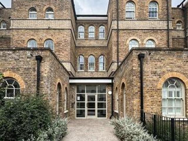 House for rent in Lyons, Greater London
