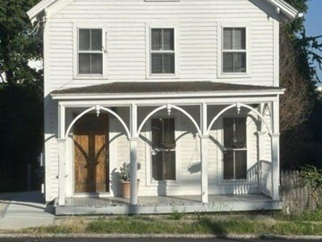 House for sale in New London, Connecticut