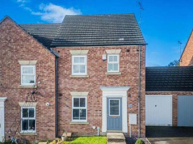 House for sale in Pontefract, West Yorkshire