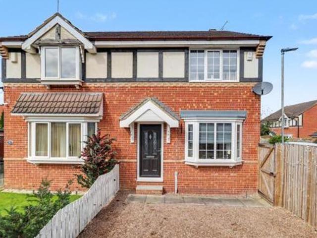 House for sale in Pontefract, West Yorkshire