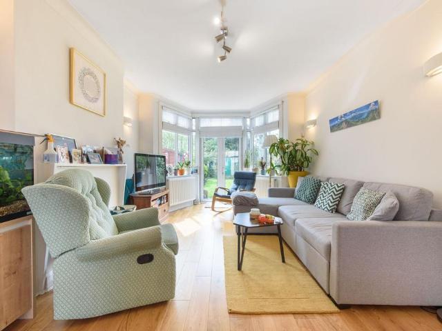 House for rent in Hendon, Greater London