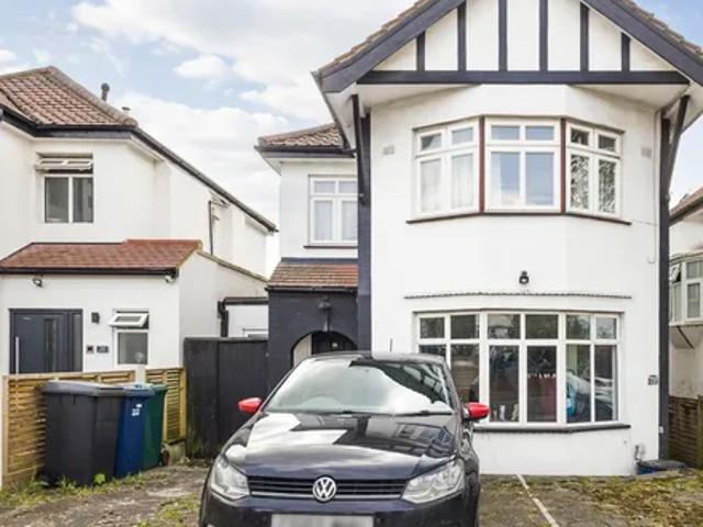 Apartment for rent in Hendon, Greater London