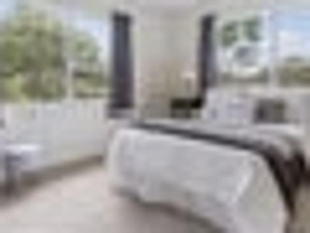 House for rent in Henderson-Massey, Rapanui