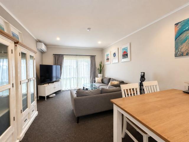 House for rent in Henderson, Henderson-Massey