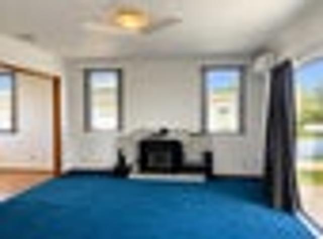 House for rent in Western Heights, Henderson-Massey