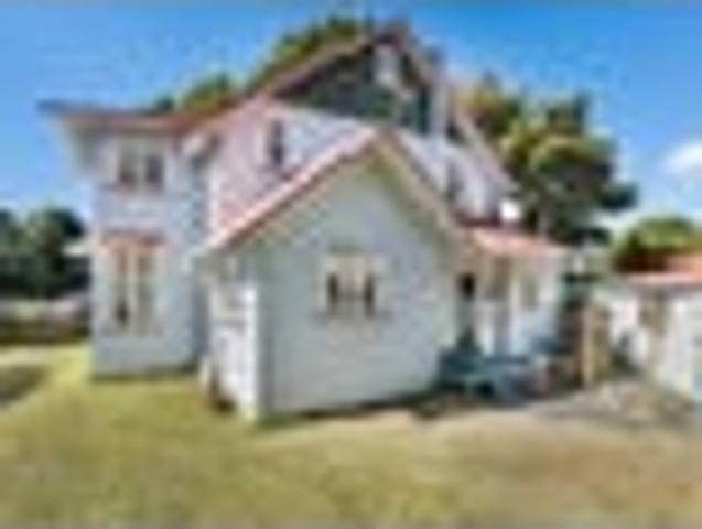 House for rent in Henderson, Henderson-Massey