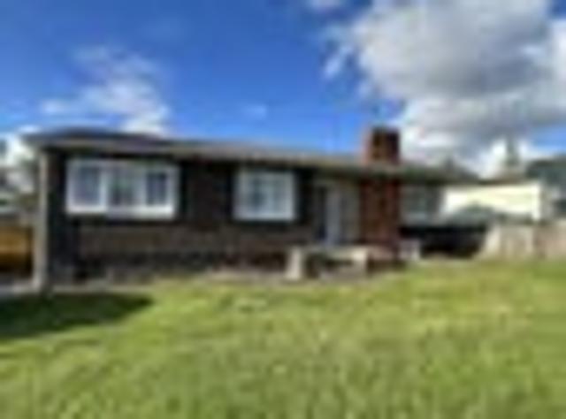 House for rent in Massey, Henderson-Massey