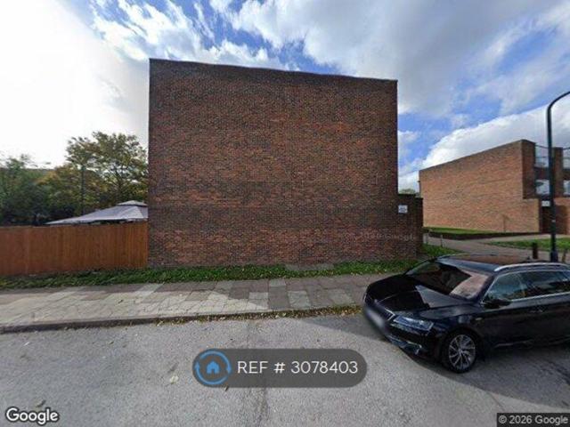 House for rent in St Raphaels, Greater London