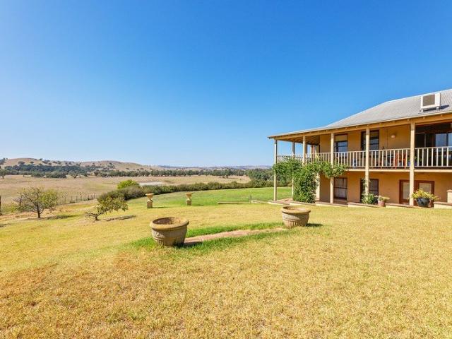 Cottage for sale in Binalong, Yass Valley Council