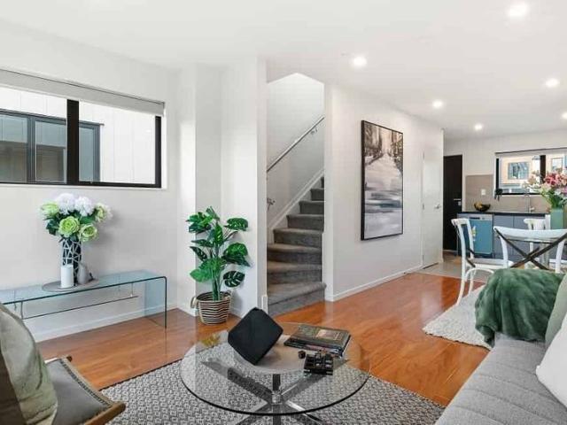 Townhouse for rent in Henderson, Henderson-Massey