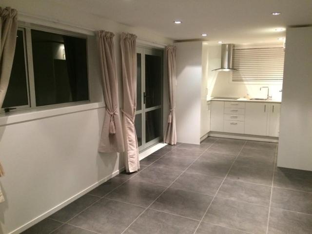 Apartment for rent in Oratia