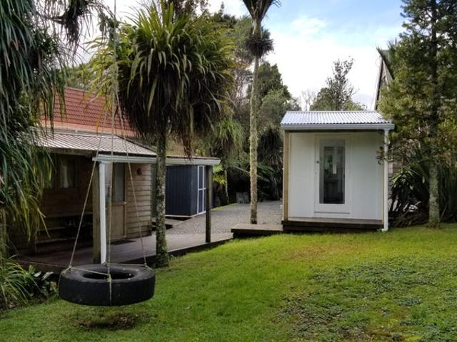 Property for rent in Waitākere Ranges, Oratia